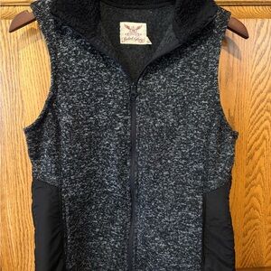 Black and Gray Zip-Up Vest